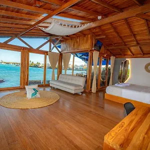 Blu Galapagos Sustainable Waterfront ***** Puerto Ayora (Galapagos Islands)